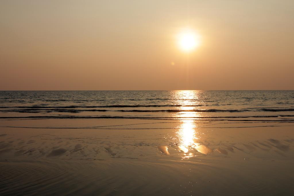 Sunset Lounge Hotel สีหนุวิลล์ ภายนอก รูปภาพ