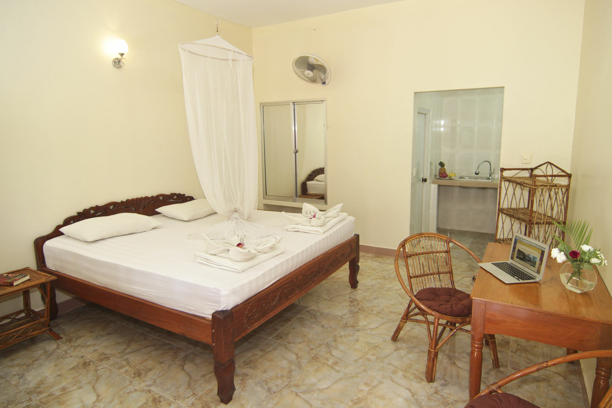 Sunset Lounge Hotel สีหนุวิลล์ ภายนอก รูปภาพ